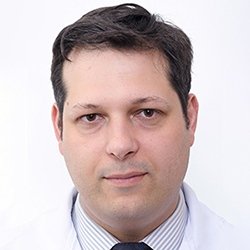 Dr. Rafael Souza Moraes