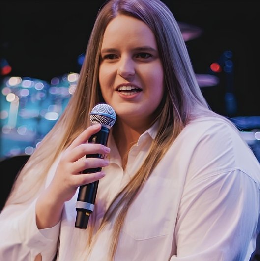 Flávia Penha Jacobsen Batista