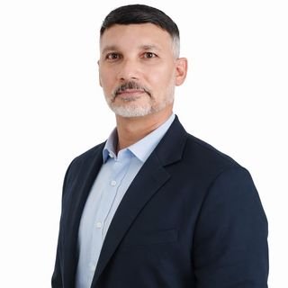 Dr. Cleberson Santos