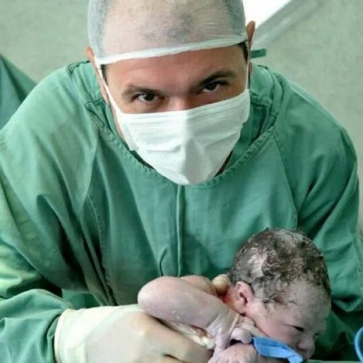 Dr. Guilherme Caldeira Vicente