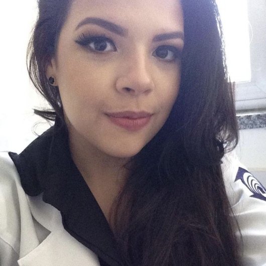Dra. Isabely Siqueira Melo