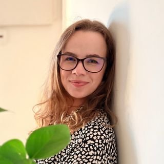Dra. Suzana Botão