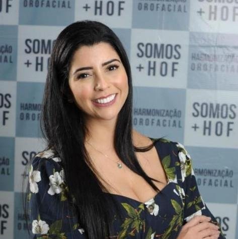 Dra. Camila Bruno Silva