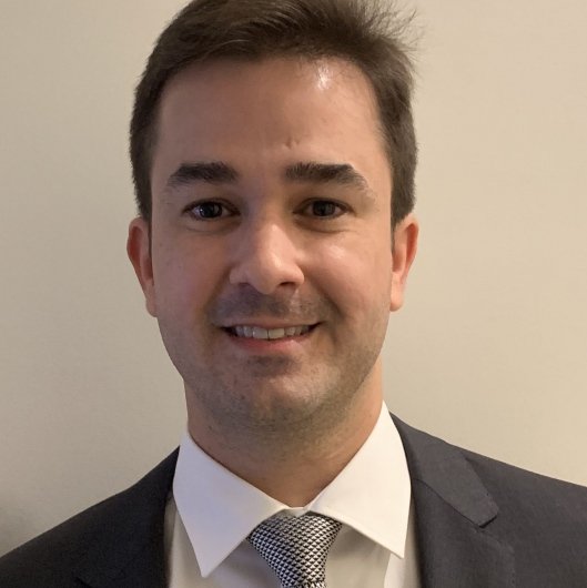 Dr. Marcelo Taveira