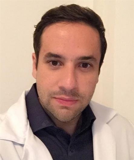 Dr. Vitor Pereira Lira