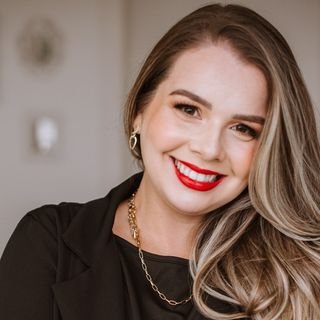 Dra. Priscila da Silva
