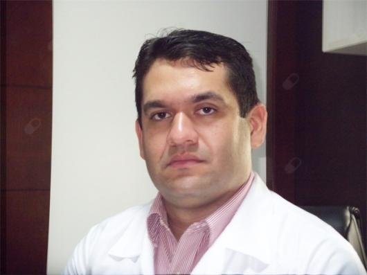 Dr. Helder Damásio