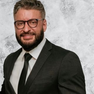 Dr. Cassiano Pereira