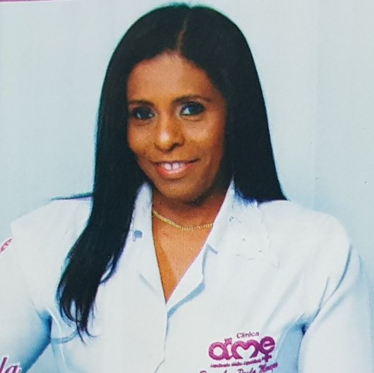 Dra. Ana Paula Menezes Oliveira