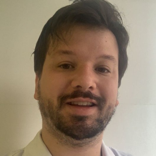 Dr. Marcelo Scaramussa