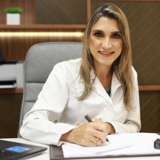 Dra. Carla Vasconcelos Cáspar Andrade