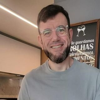 Dr. Giovani Tesser