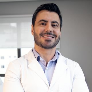 Dr. Gabriel Oliveira