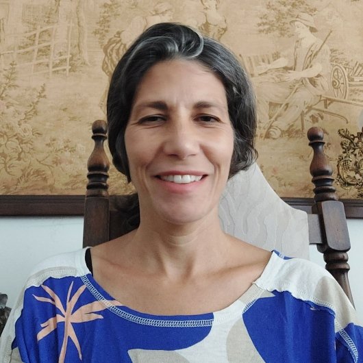 Ana Lucia Poltronieri Toscano