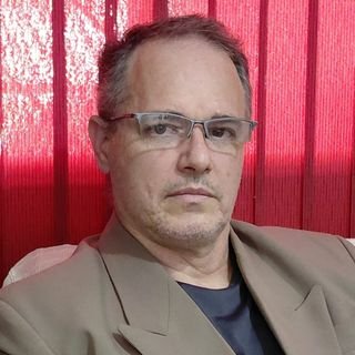 Dr. Marcos Vinicios Frenham