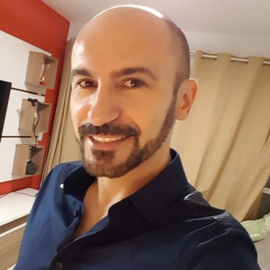 Eric Santos