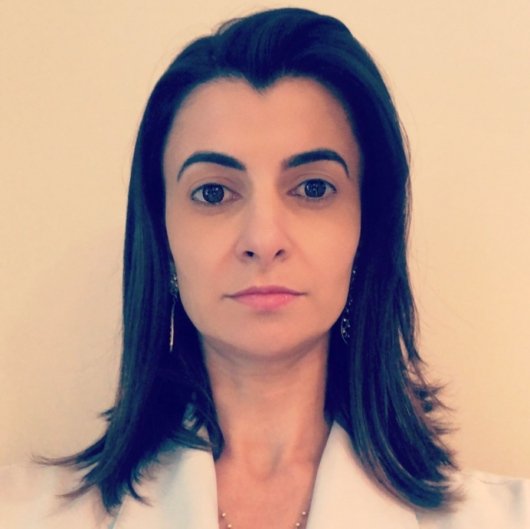 Dra. Lilian Mendonça