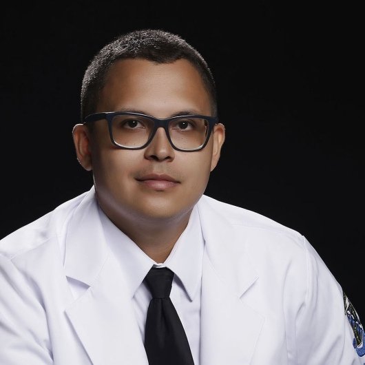 Dr. José William Oliveira dos Santos Justa