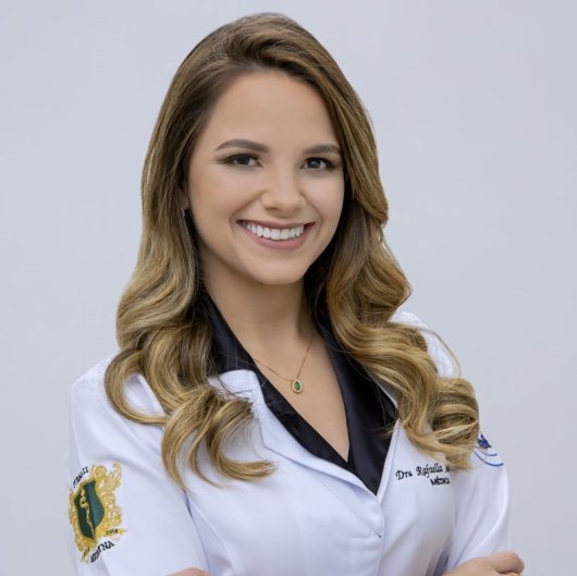 Dra. Rafaella Salmeron