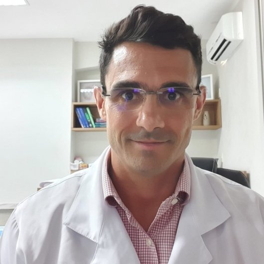 Dr. Marcus Soares De Lima