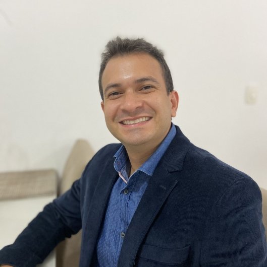 Dr. Neuton Ribeiro