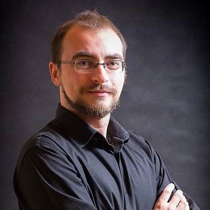 Dr. Estevan de Negreiros Ketzer