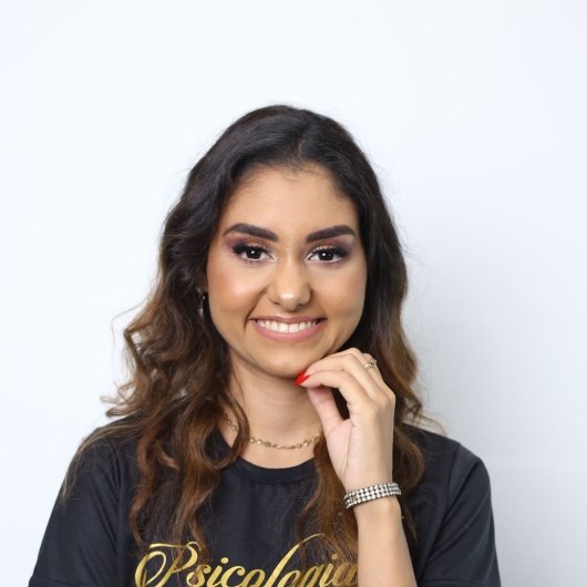 Quézia Ferrari da Silva
