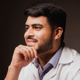 Dr. Igor D'Avila