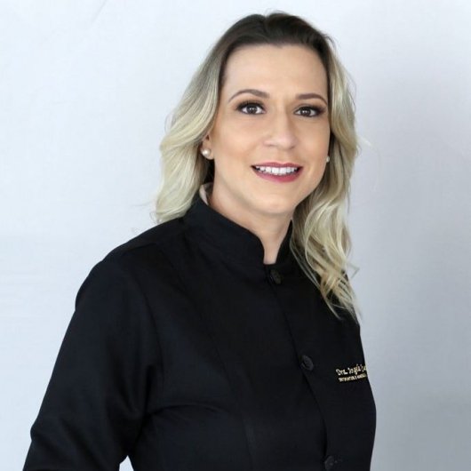 Dra. Angela Marques Quaggio Ribeiro