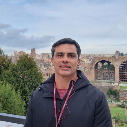 Dr. Carlos Roberto Moraes de Andrade Junior