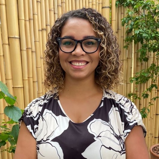 Dra. Syntia Oliveira