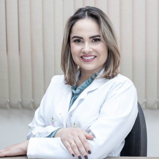 Dra. Lorraine Garcia da Silveira