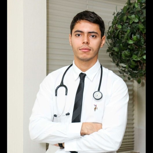 Dr. Tarsisio Caetano