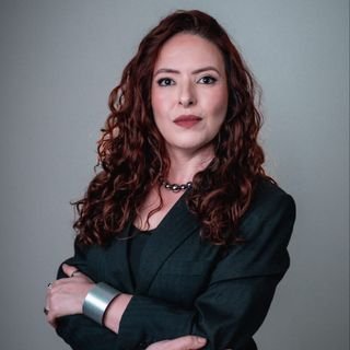 Flávia Araújo Dutra