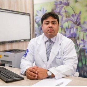 Dr. Bruno Varjao