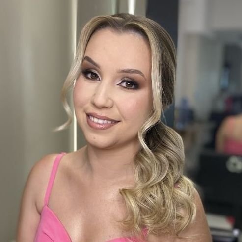 Aline Angonese