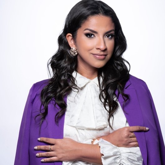Dra. Amanda Oliveira
