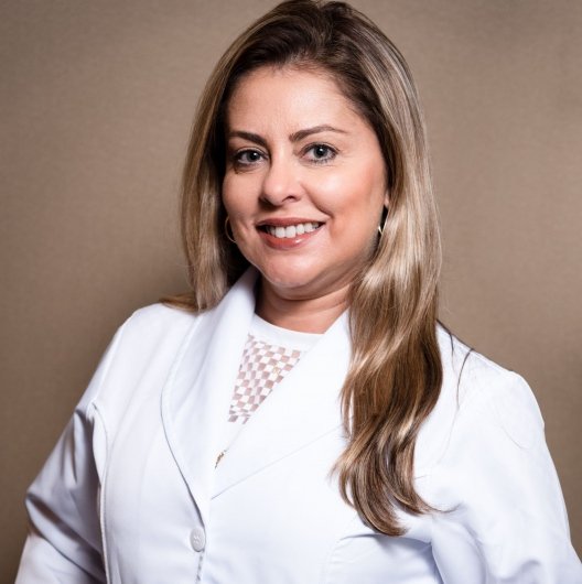 Dra. Andrea Franca da Silva Pecis