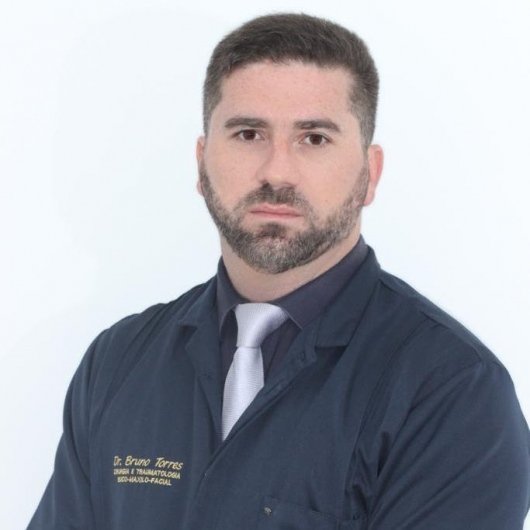 Dr. Bruno Torres