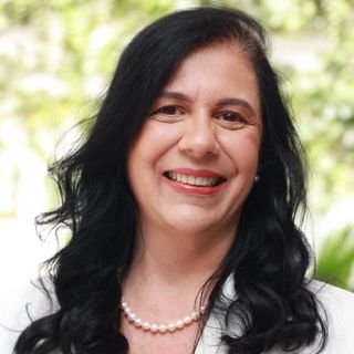 Cristiane Barros Moreira