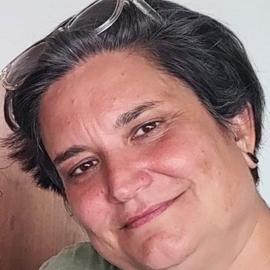 Dra. Regina Claudia Izabela