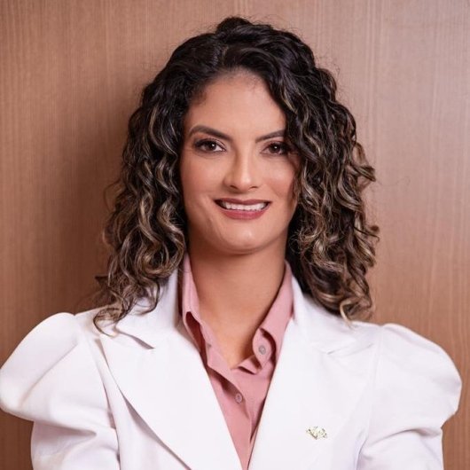 Dra. Juliana de Castro Naves Peixoto
