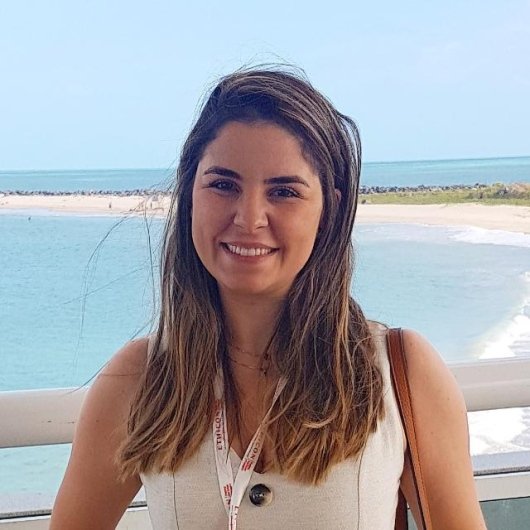 Dra. Roberta Oliveira Raimundo