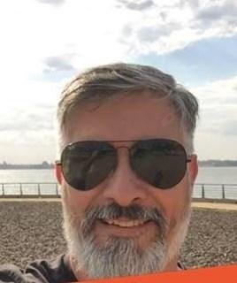Dr. Robson Vinicius Machado Petrucci