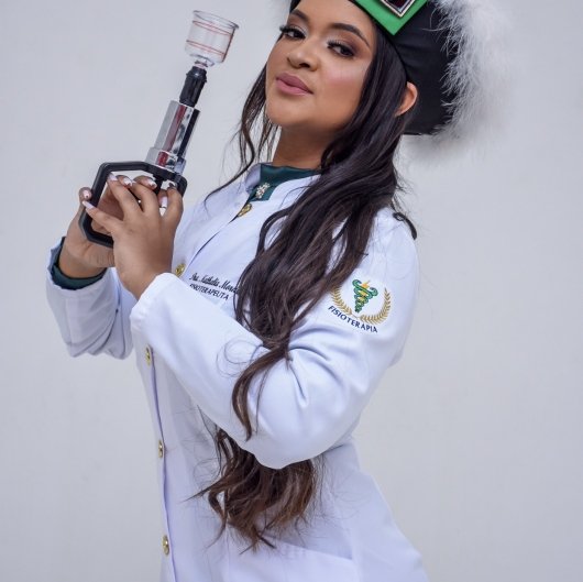 Dra. Drª Nathália Moreira