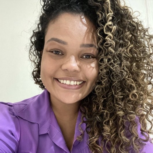 Ana Laura Oliveira