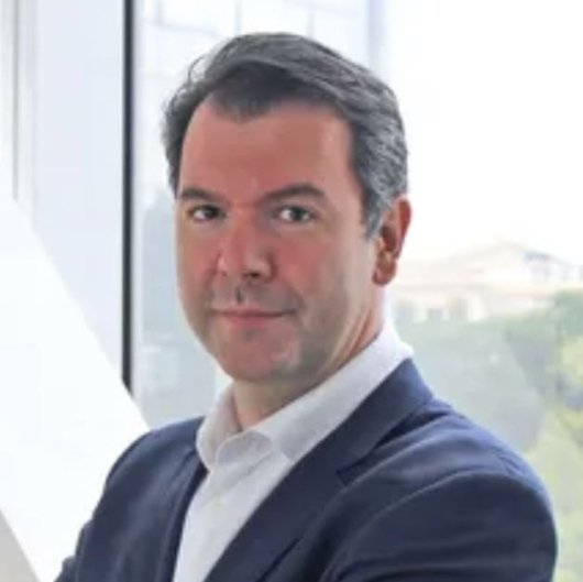 Prof. Ricardo Terra
