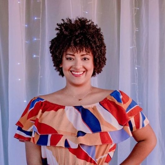 Dra. Suelen Fernanda Souza Soares