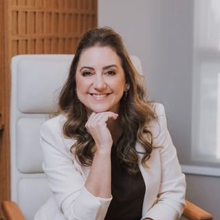 Dra. Fernanda Suzano Tardin