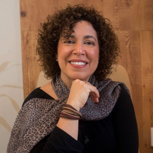 Cláudia Valéria Furtado de Oliveira Araújo